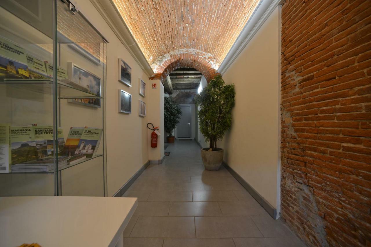 Ostello Palazzo Nizza Μάσσα Εξωτερικό φωτογραφία